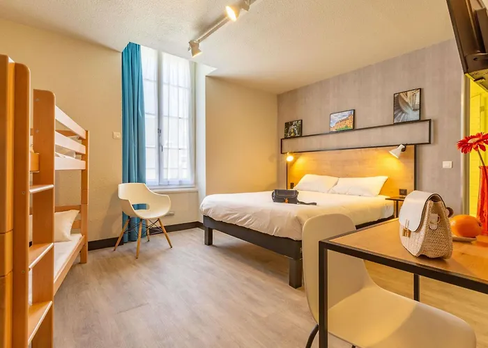 ibis Blois Centre Château